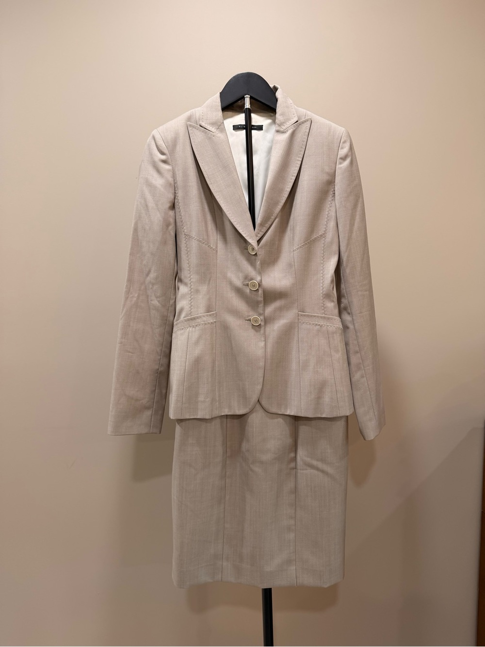 Elie Tahari Light Beige Women's Three-Piece Pantsuit Jacket & Skirt